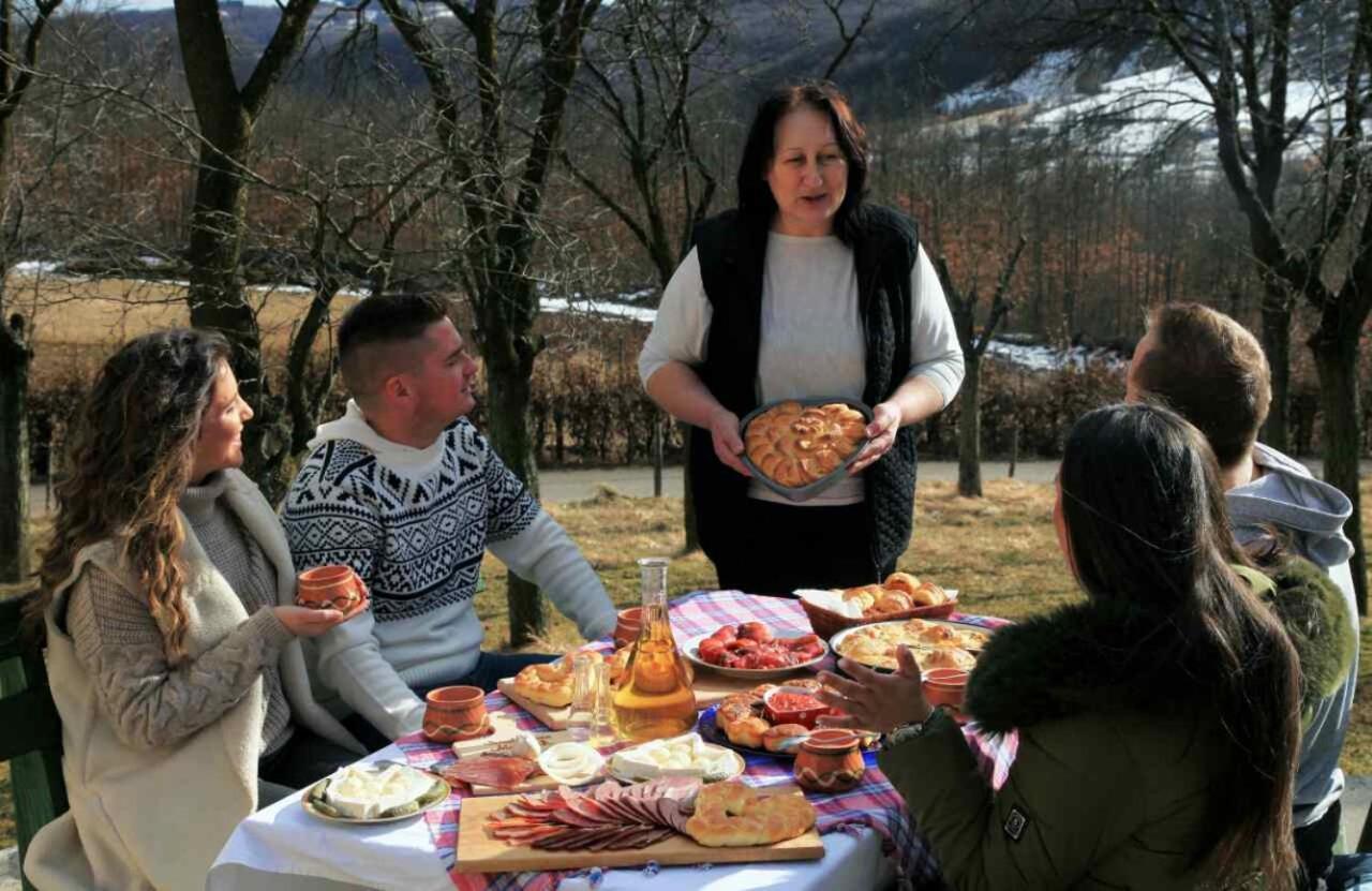 Seoski Turizam Melovic Rozanstvo Dış mekan fotoğraf