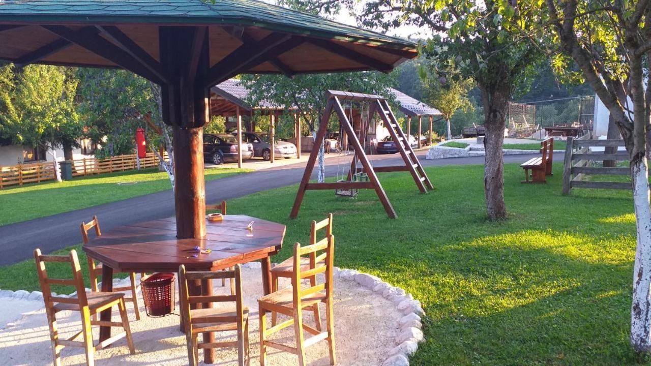 Seoski Turizam Melovic Rozanstvo Dış mekan fotoğraf