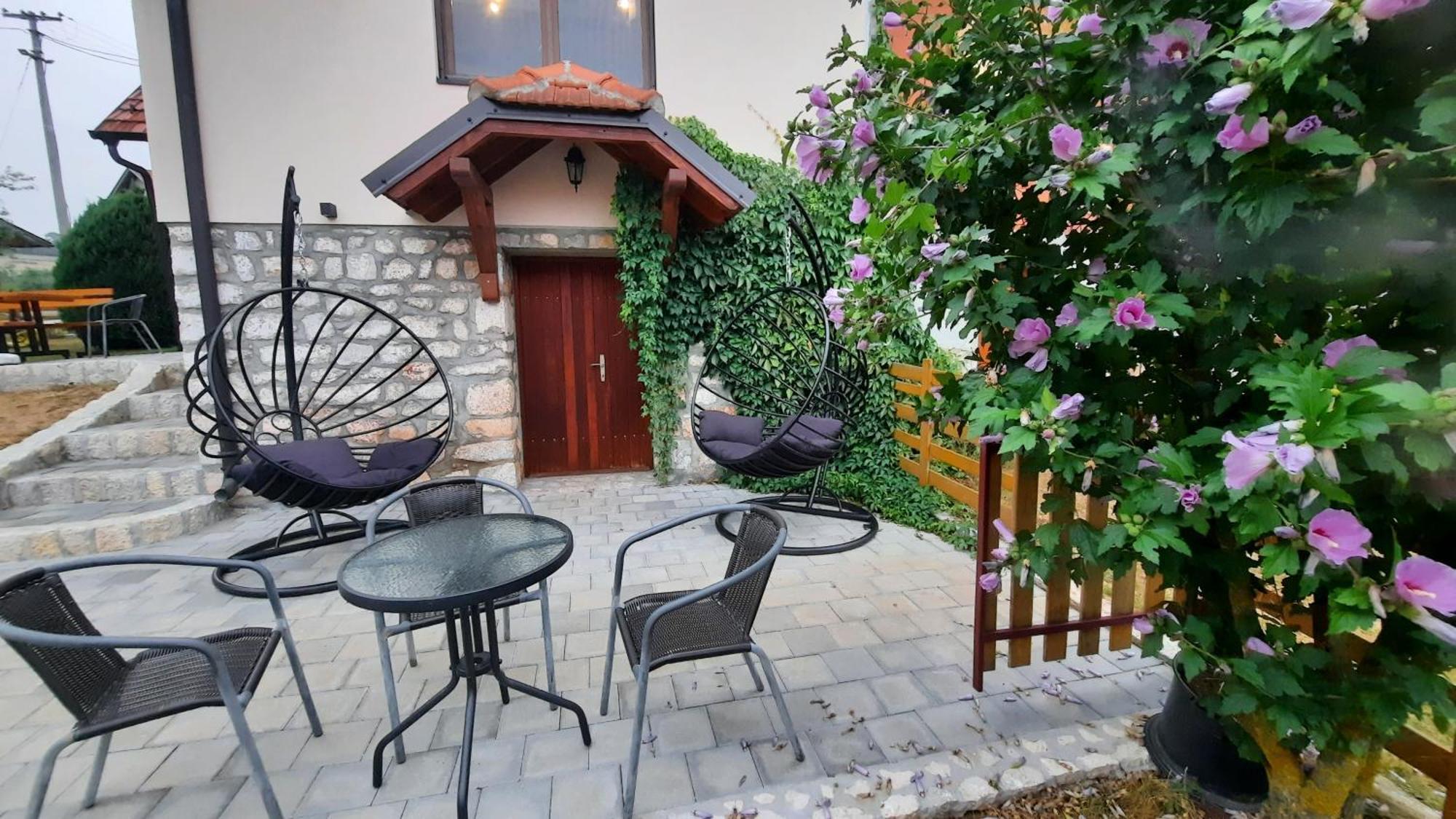 Seoski Turizam Melovic Rozanstvo Dış mekan fotoğraf
